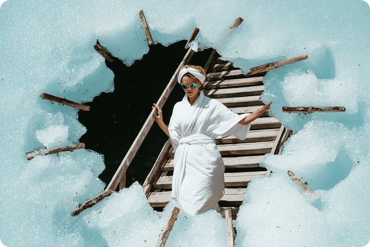 «Смыть грехи» не выйдет. Почему купание в проруби — бесполезное и опасное занятие