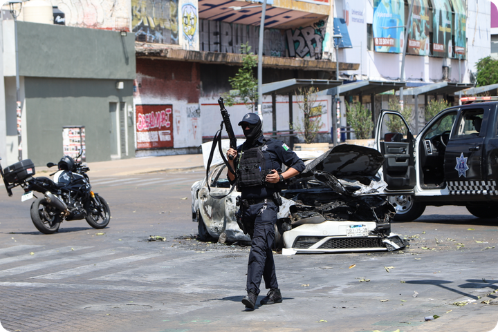 Сбитый вертолет, покушение на будущего министра и захват морпехов США. Самые громкие преступления наркокартеля Эль Менчо